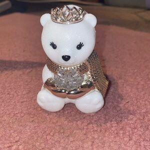 White and Gold Bear Wallflower Holder